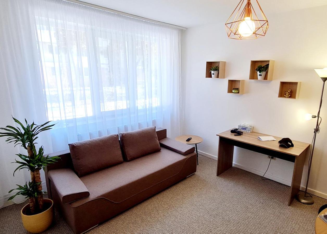 Apartment Larisa *